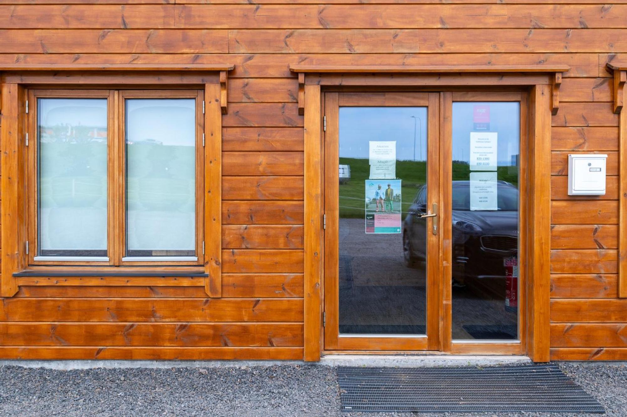 Gladheimar Guesthouse 블론두오스 외부 사진