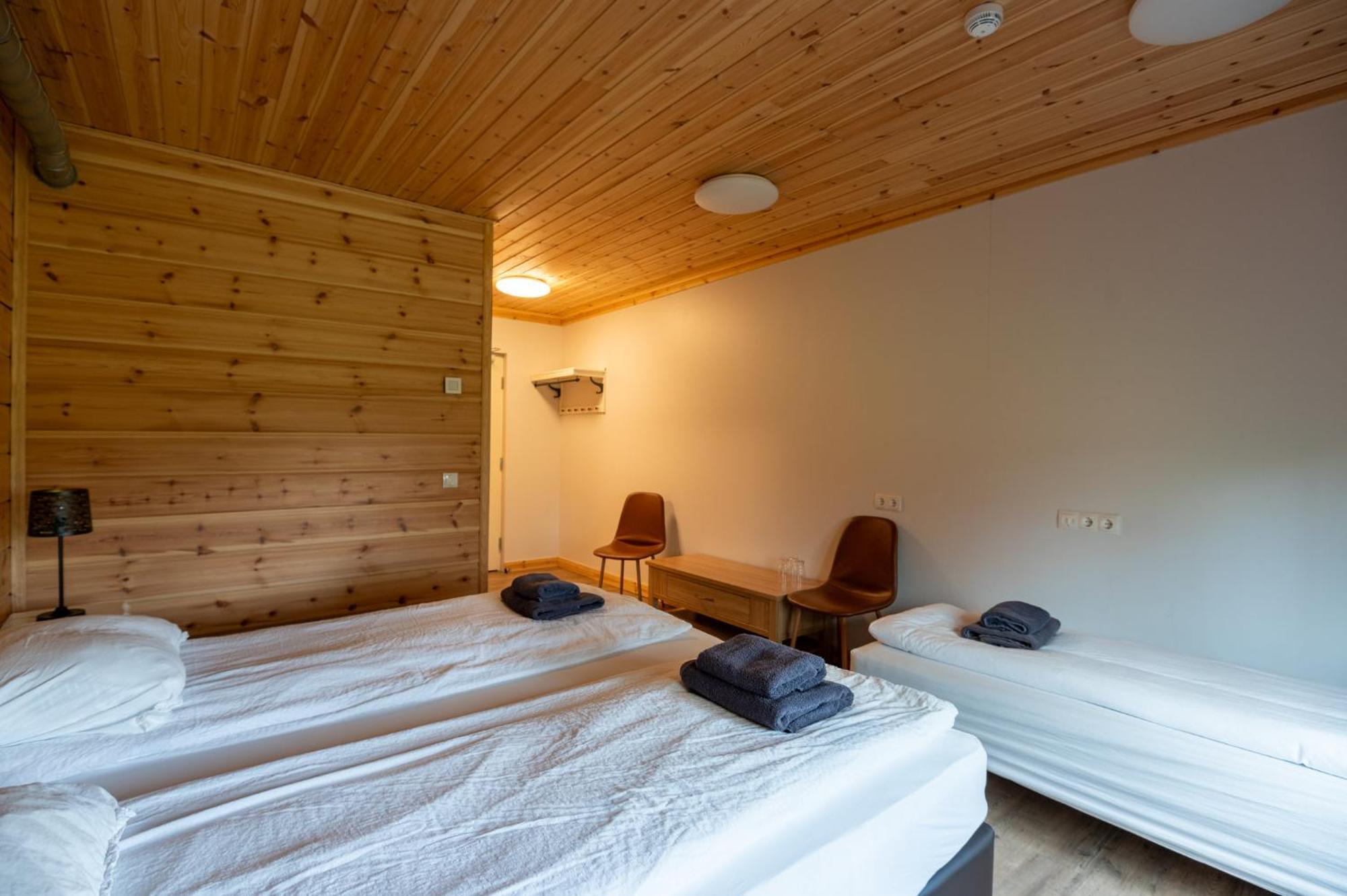 Gladheimar Guesthouse 블론두오스 외부 사진